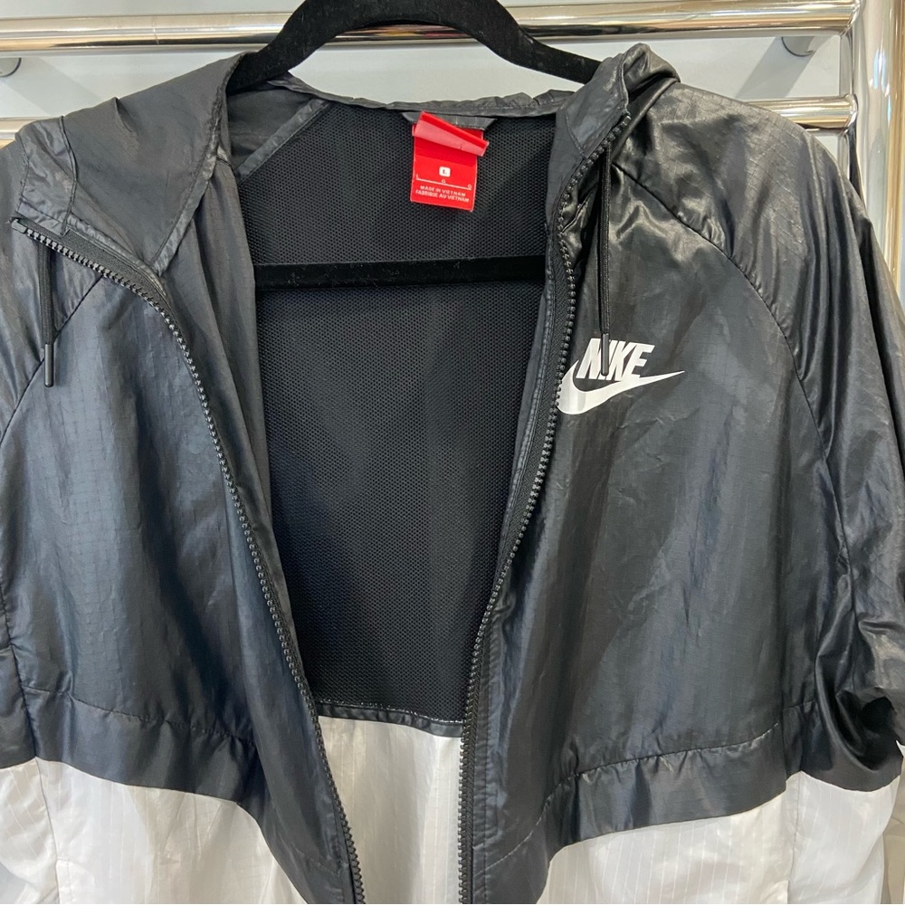 Nike Windrunner Jacket - Picture 4 of 6